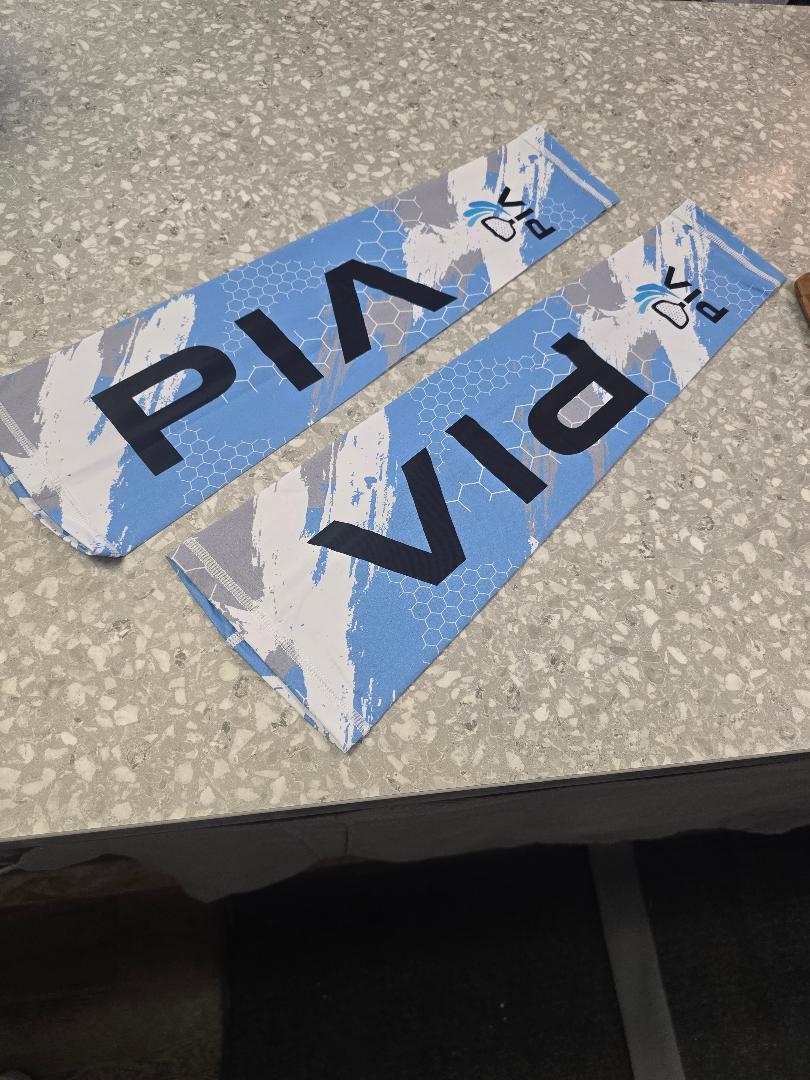 PIA ARM SLEEVES